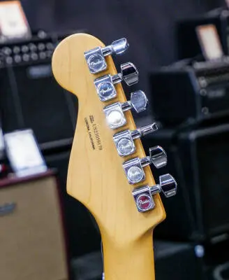 Fender - American Ultra Luxe Floyd Rose HSS Stratocaster Guitar, Maple Fingerboard - Silverburst 2